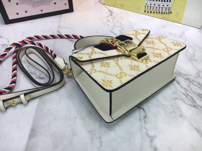 2021SS新作Gucci グッチ レディースショルダーバッグスーパーコピー