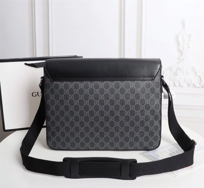 2020SS新作 Gucci グッチ メンズ ショルダーバックスーパーコピー