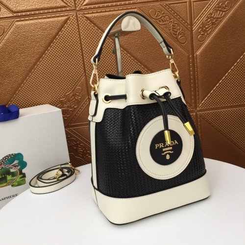 2021SS新作 Prada プラダ レディースハンドバックスーパーコピー