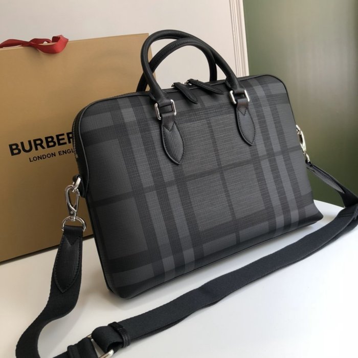 2020SS新作 Burberry バーバリー メンズ ハンドバックスーパーコピー