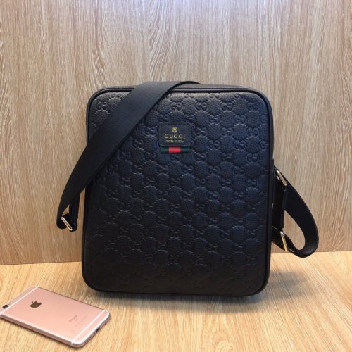 2020SS新作 Gucci グッチ メンズ ショルダーバックスーパーコピー