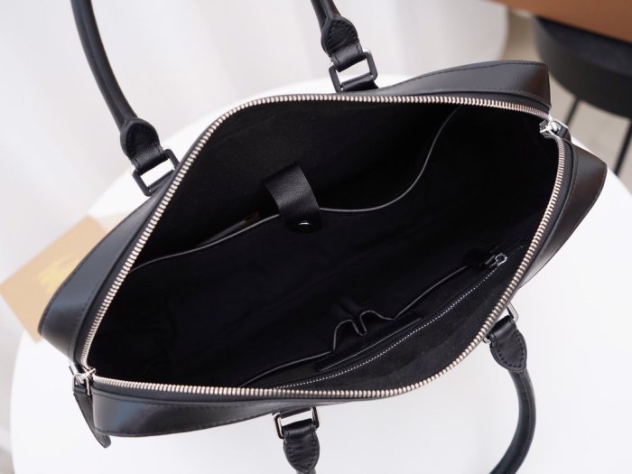 2021SS新作 Burberry バーバリー メンズ ハンドバックスーパーコピー