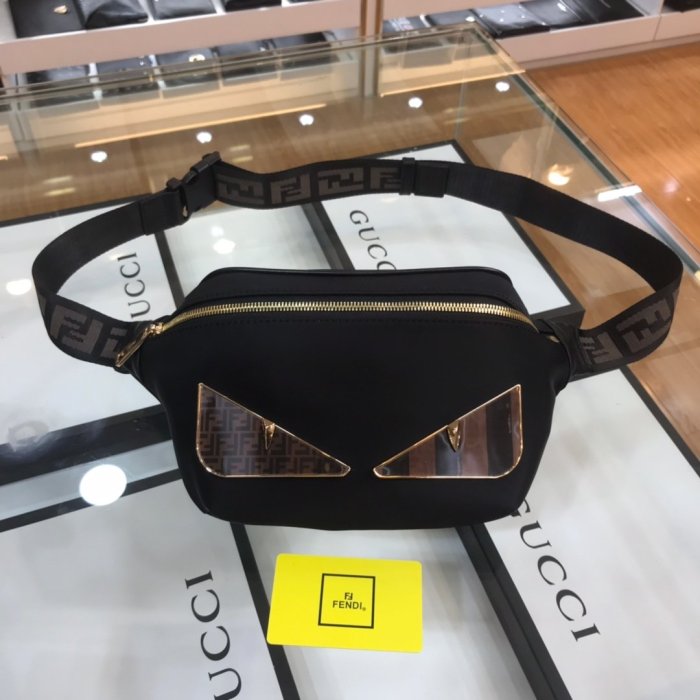 2020SS新作 FENDI フェンディ ショルダーバック スーパーコピー
