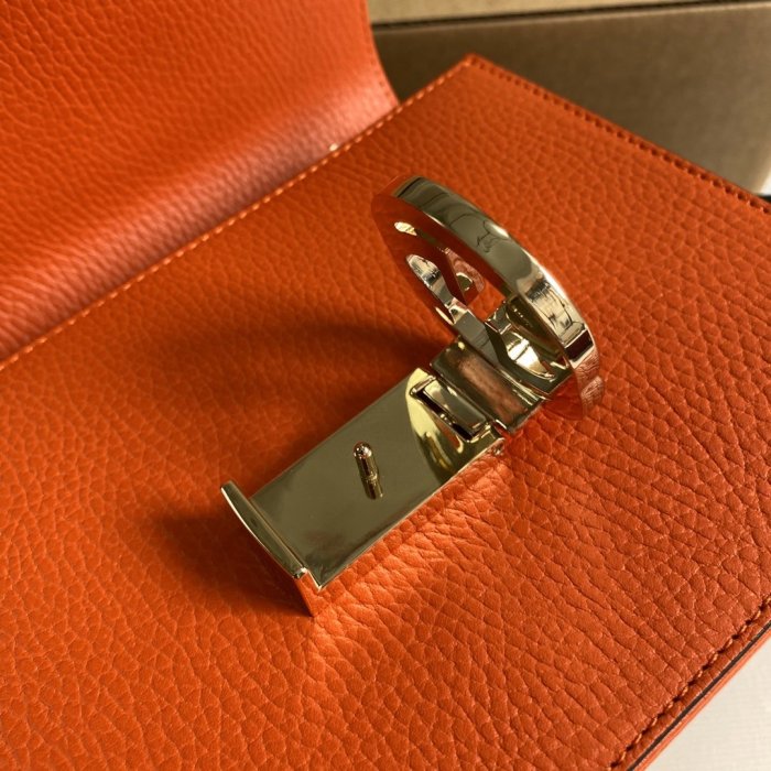 202103SS新作Gucci グッチ レディースショルダーバッグスーパーコピー