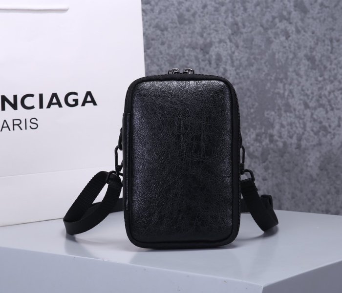 2020SS新作 Balenciaga バレンシアガ メンズ ショルダーバック スーパーコピー