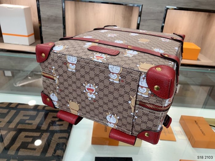 202103SS新作Gucci グッチ レディースリュックスーパーコピー