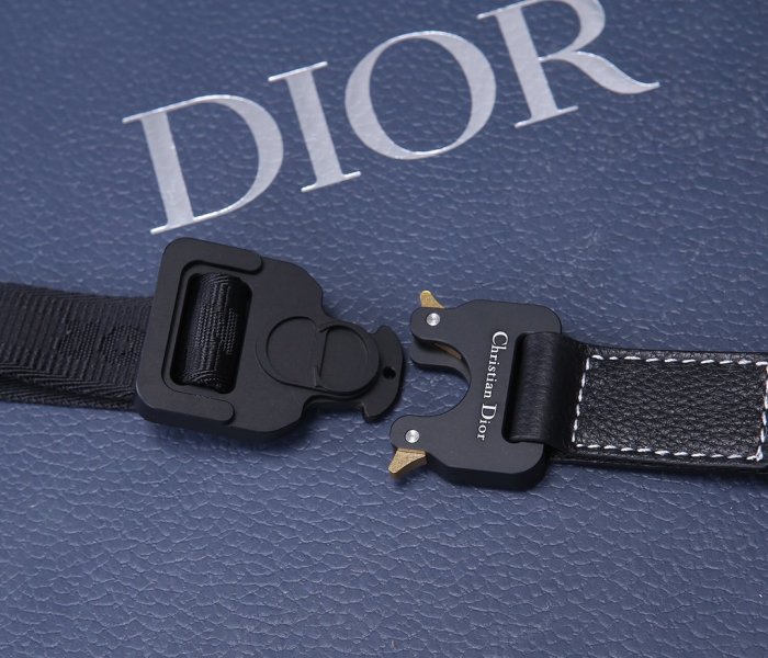 2020SS新作 Dior ディオール メンズ ショルダーバック スーパーコピー