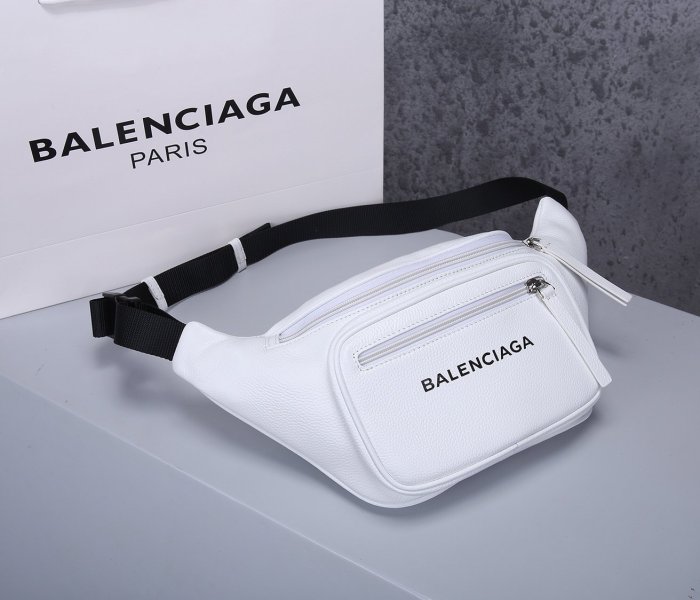 2020SS新作 Balenciaga バレンシアガ メンズ ショルダーバック スーパーコピー