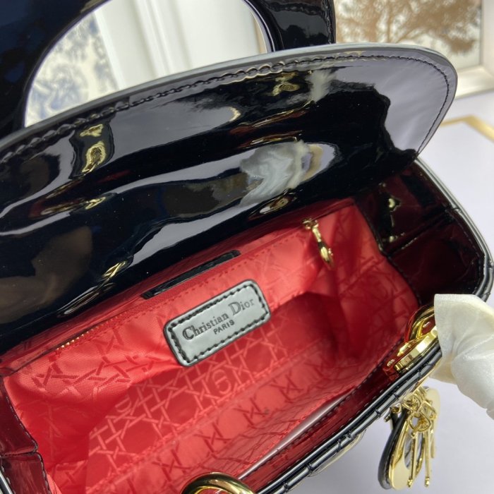 2020SS新作 Dior ディオール レディースハンドバックスーパーコピー