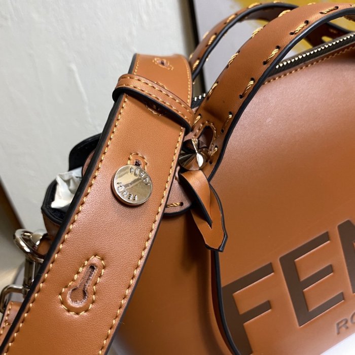 202103SS新作 FENDI フェンディ レディースショルダーバックスーパーコピー
