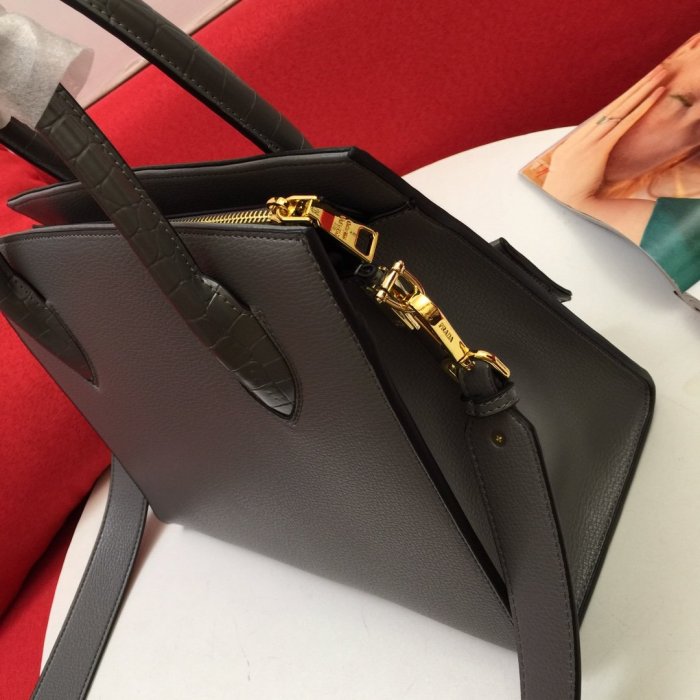 2021SS新作 Prada プラダ レディースハンドバックスーパーコピー