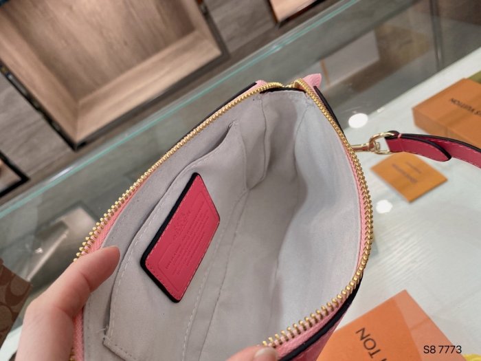 202106SS新作 Coach コーチ レディース ハンドバックスーパーコピー