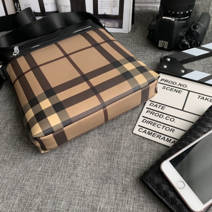 2020SS新作 Burberry バーバリー メンズ ショルダーバック スーパーコピー