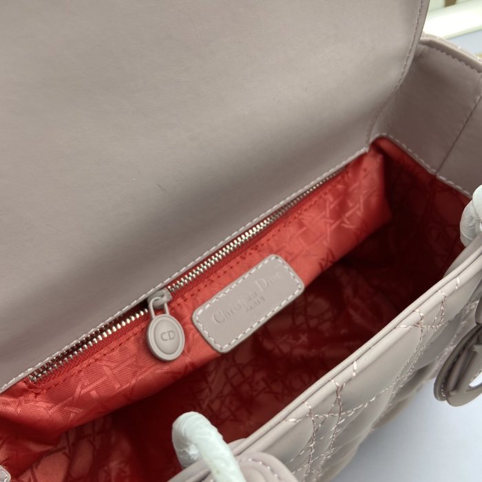2020SS新作 Dior ディオール レディースハンドバックスーパーコピー