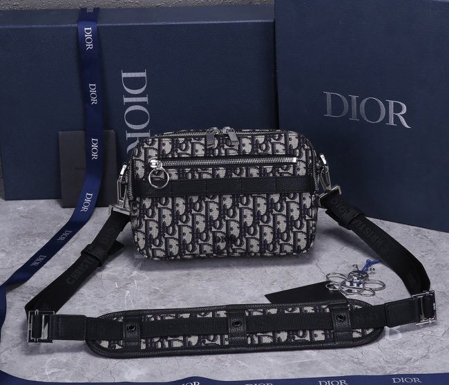 2021SS新作 Dior ディオール メンズ ショルダーバック スーパーコピー