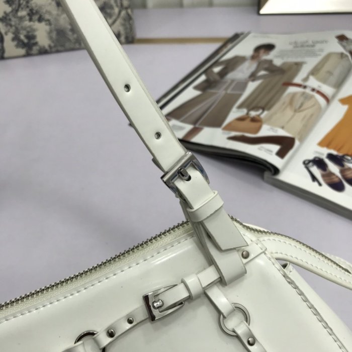 2021SS新作 Dior ディオールレディースショルダーバック スーパーコピー