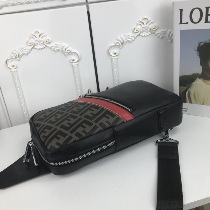 2021SS新作 FENDI フェンディ ショルダーバック スーパーコピー