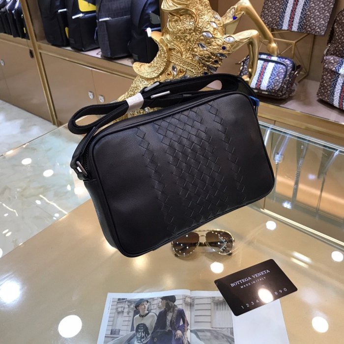 2020SS新作 Bottega Veneta ボッテガヴェネタ ショルダーバック スーパーコピー