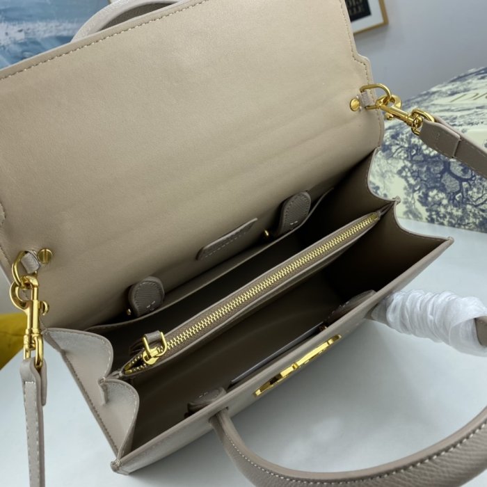 202103SS新作 Dior ディオール レディース ショルダーバックスーパーコピー