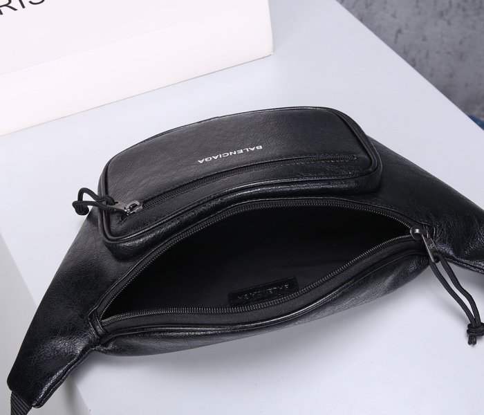 2020SS新作 Balenciaga バレンシアガ メンズ ショルダーバック スーパーコピー