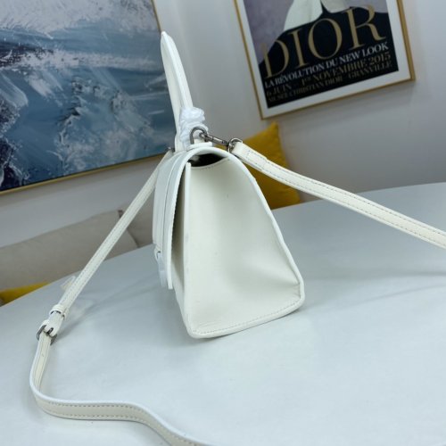 202103SS新作 Balenciaga バレンシアガ レディース ショルダーバックスーパーコピー