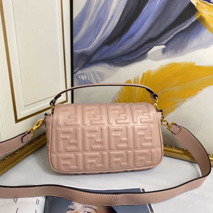 2020SS新作 FENDI フェンディ レディース ショルダーバック スーパーコピー