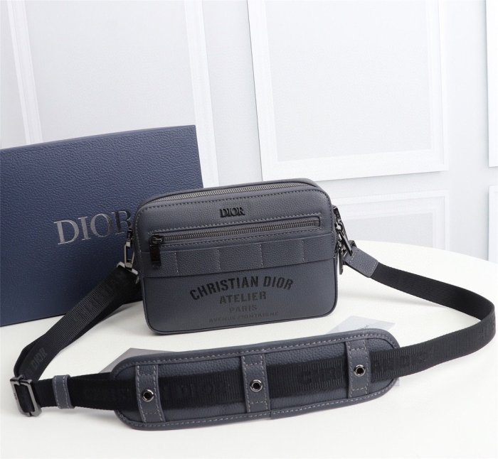 2021SS新作 Dior ディオール メンズ ショルダーバック スーパーコピー