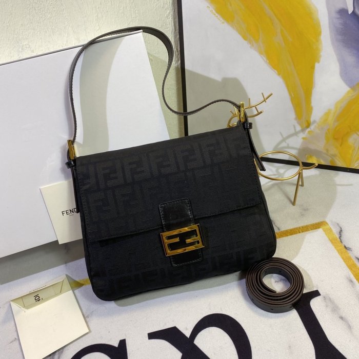2020SS新作 FENDI フェンディ レディース ショルダーバック スーパーコピー