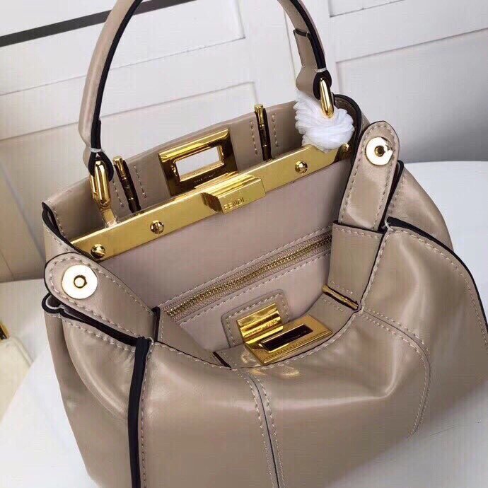 2020SS新作 FENDI フェンディ レディース ハンドバックスーパーコピー