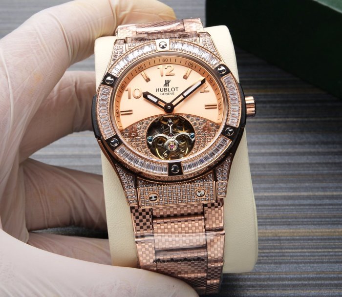 2020SS新作HUBLOT ウブロメンズ時計 スーパーコピー7色