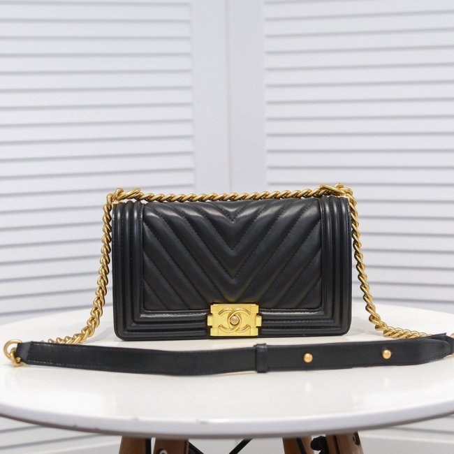 2021SS新作 シャネル Chanel ショルダーバック スーパーコピー