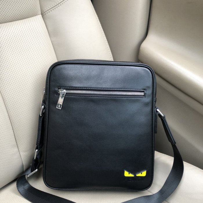 2020SS新作 FENDI フェンディ ショルダーバック スーパーコピー