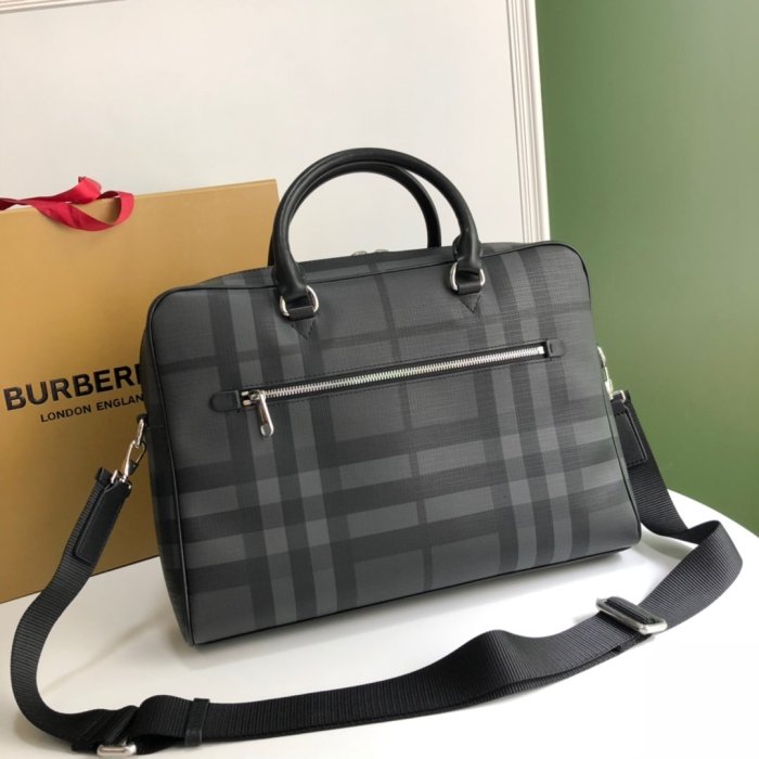 2020SS新作 Burberry バーバリー メンズ ハンドバックスーパーコピー