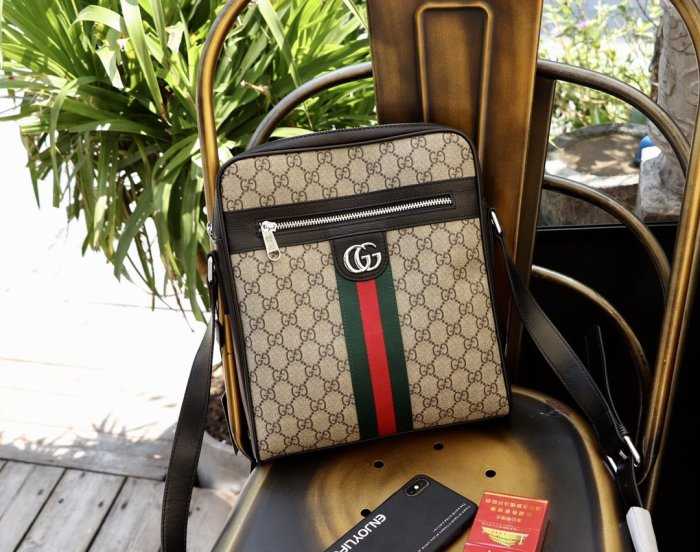 2020SS新作 Gucci グッチ メンズ ショルダーバックスーパーコピー
