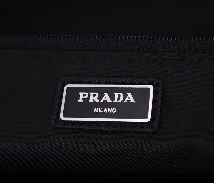 2021SS新作 メンズ Prada プラダショルダーバッグスーパーコピー