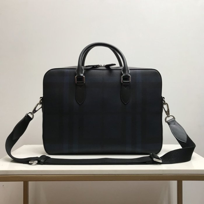 2020SS新作 Burberry バーバリー メンズ ハンドバックスーパーコピー