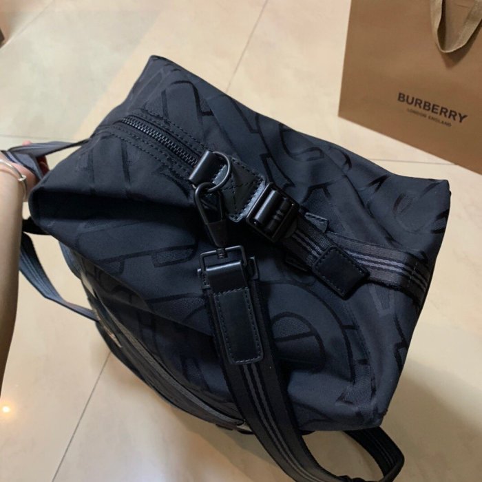 2020SS新作 Burberry バーバリー メンズ ハンドバックスーパーコピー