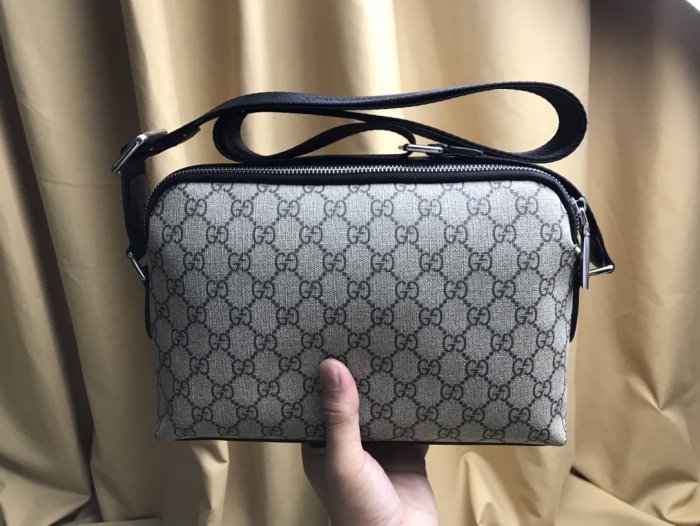 2020SS新作 Gucci グッチ メンズ ショルダーバックスーパーコピー