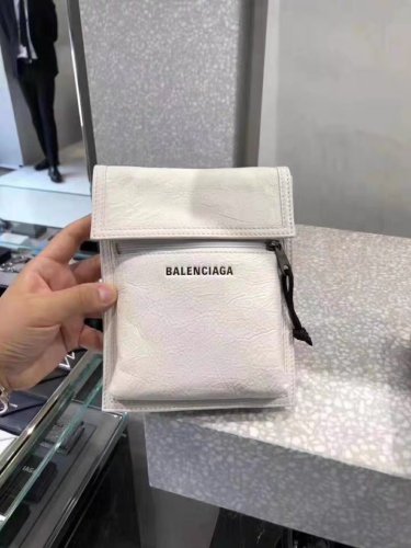 2020SS新作 Balenciaga バレンシアガ メンズ ショルダーバック スーパーコピー