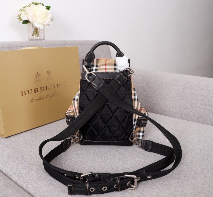 202103SS新作 Burberry バーバリー メンズリュックバックスーパーコピー