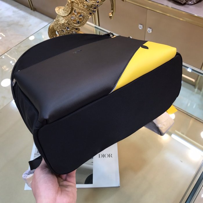 2020SS新作 FENDI フェンディ リュックバック スーパーコピー