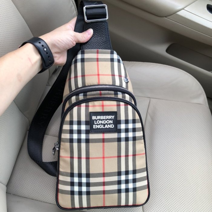 2020SS新作 Burberry バーバリー メンズ ショルダーバック スーパーコピー