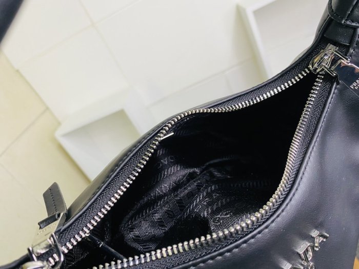 2021SS新作 Prada プラダ レディース ショルダーバックスーパーコピー