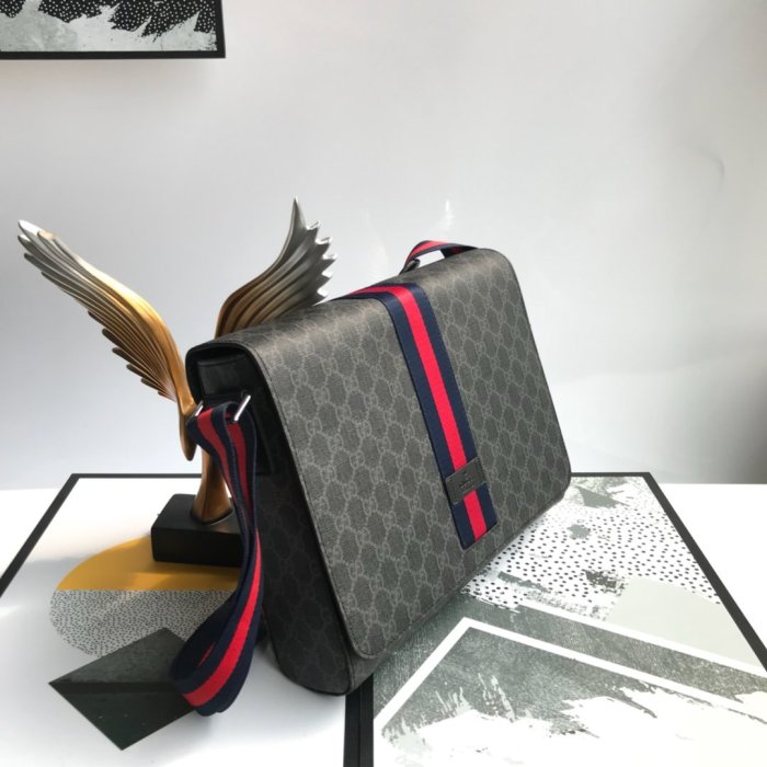 2021SS新作 Gucci グッチ メンズ ショルダーバックスーパーコピー