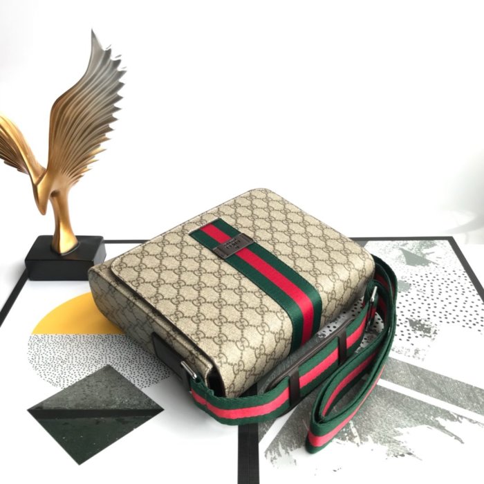 2021SS新作 Gucci グッチ メンズ ショルダーバックスーパーコピー