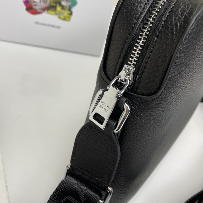 202103SS新作 メンズ Prada プラダ ショルダーバックスーパーコピー