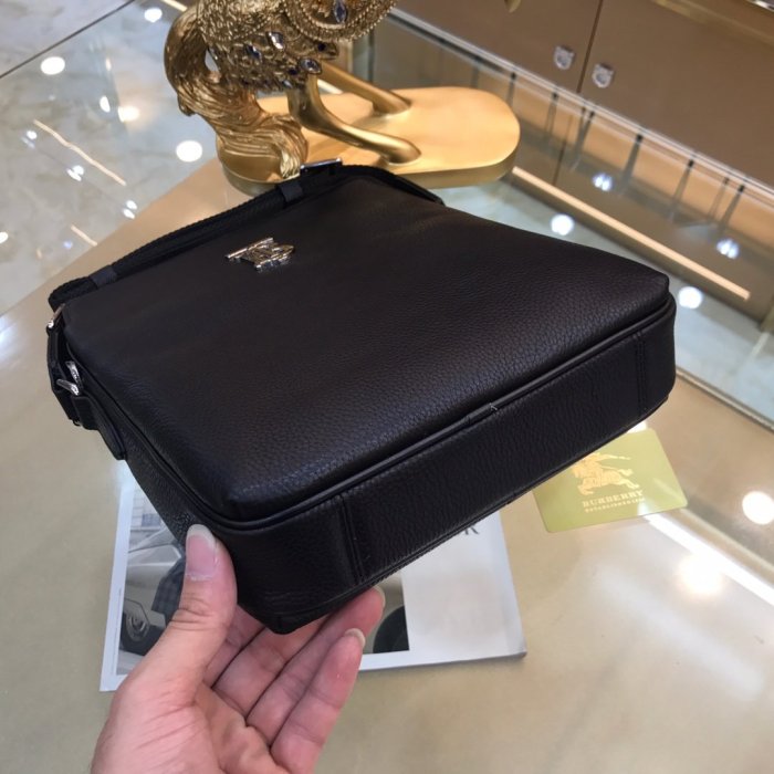 2020SS新作 Burberry バーバリー メンズ ショルダーバック スーパーコピー