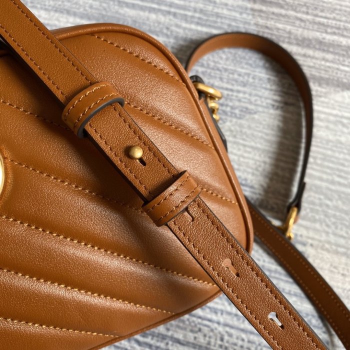 2021SS新作Gucci グッチ レディースショルダーバッグスーパーコピー