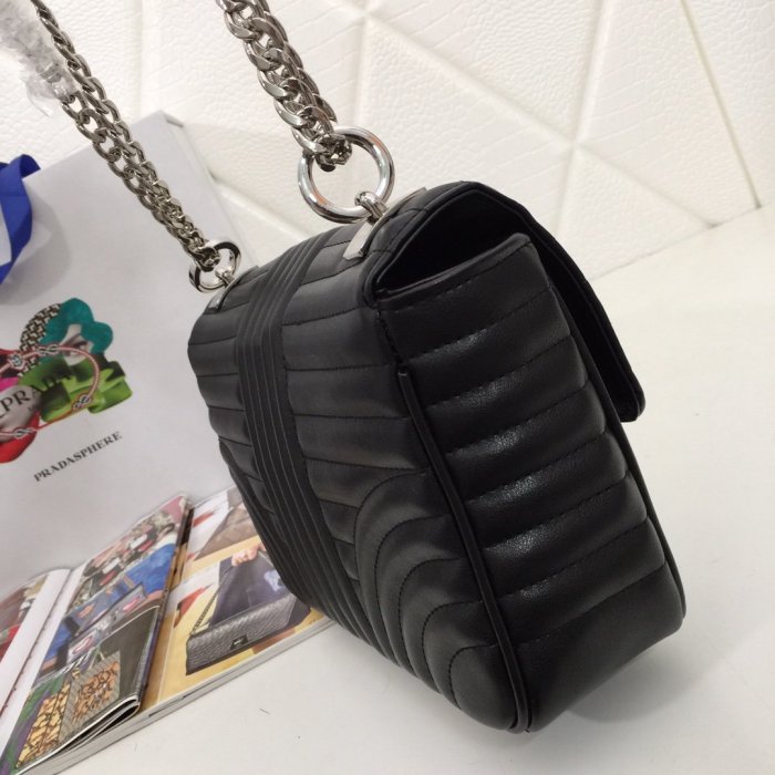 2021SS新作 Prada プラダ レディース ショルダーバックスーパーコピー