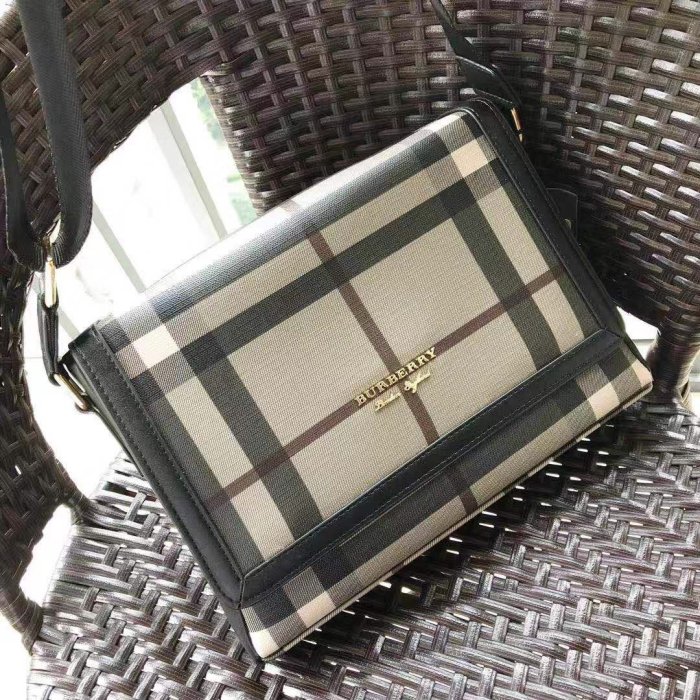 202105SS新作 Burberry バーバリー メンズ ショルダーバック スーパーコピー